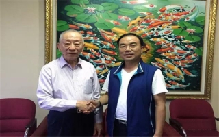 印尼著名僑領、印尼泛印集團董事長、印尼總統(tǒng)大學創(chuàng)辦人-李文光